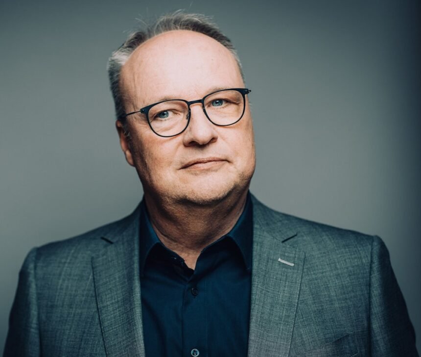 Oliver Welke